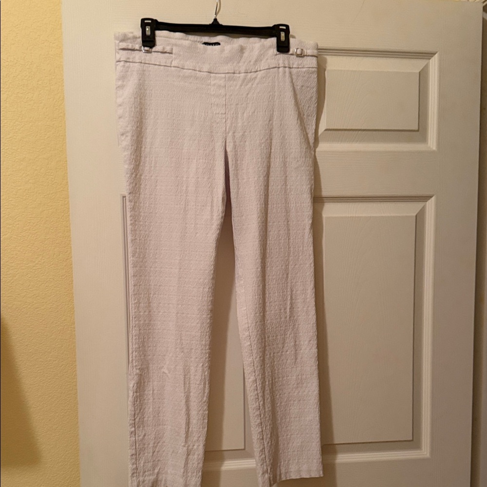 Soho Apparel Textured White Straight Leg Pants